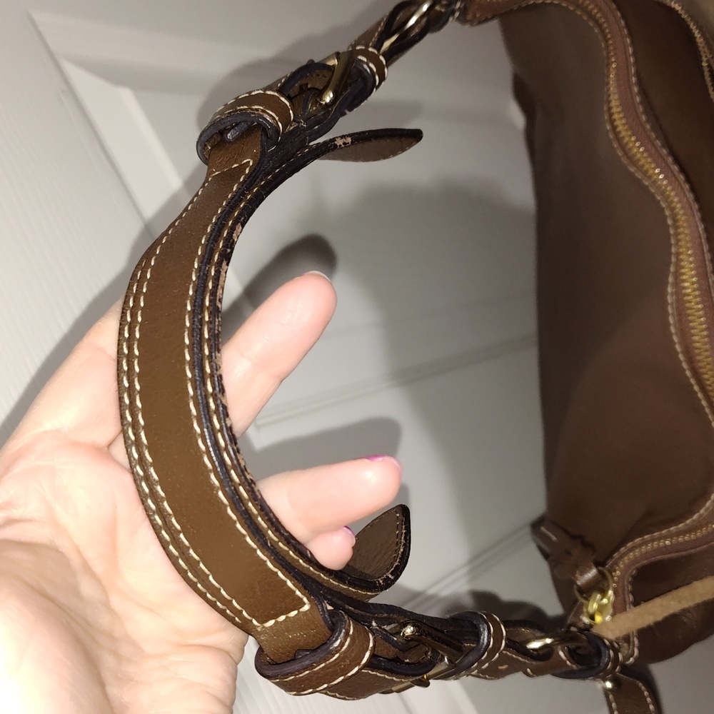Brown Dooney and Bourke Dillen Pocket Sac Brown Leather Bag - Picture 11 of 15